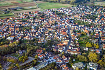Vue aérienne de Rue Bellheimer à Hördt dans le département Rhénanie-Palatinat, Allemagne