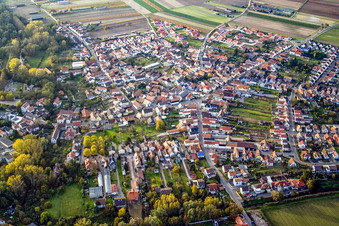 Vue aérienne de Klosterstr à Hördt dans le département Rhénanie-Palatinat, Allemagne