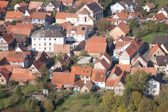 Enregistrement par drone de Gœrsdorf dans le département Bas Rhin, France