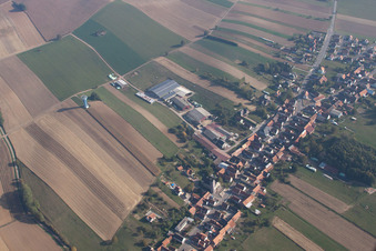Vue oblique de Oberrœdern dans le département Bas Rhin, France