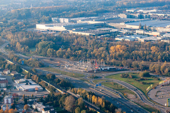Vue aérienne de Centre Maximilien à le quartier Maximiliansau in Wörth am Rhein dans le département Rhénanie-Palatinat, Allemagne