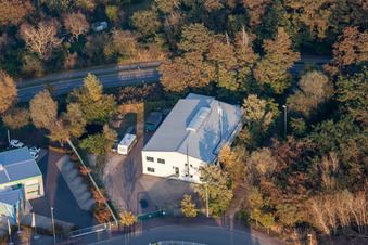 Vue d'oiseau de Zone commerciale de Mittelwegring à Jockgrim dans le département Rhénanie-Palatinat, Allemagne