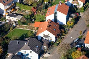 Vue oblique de Rue Klingbach à Steinweiler dans le département Rhénanie-Palatinat, Allemagne
