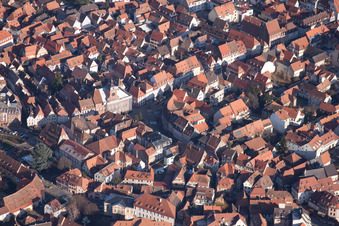 Wissembourg dans le département Bas Rhin, France depuis l'avion