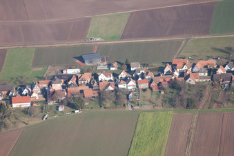 Schleithal dans le département Bas Rhin, France depuis l'avion