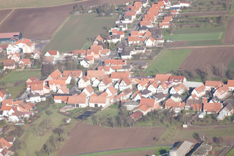 Enregistrement par drone de Schleithal dans le département Bas Rhin, France