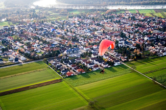 Vue aérienne de De l'est à Altlußheim dans le département Bade-Wurtemberg, Allemagne