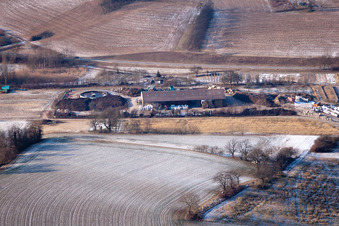Vue aérienne de Station d'épuration de Bächle à le quartier Neuenbürg in Kraichtal dans le département Bade-Wurtemberg, Allemagne