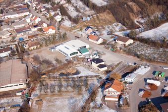 Vue aérienne de AVN GmbH à le quartier Neuenbürg in Kraichtal dans le département Bade-Wurtemberg, Allemagne