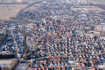 Vue aérienne de Quartier Weiher in Ubstadt-Weiher dans le département Bade-Wurtemberg, Allemagne