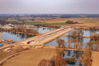 Photographie aérienne de Pont Polde sur l'Althrein à Neupotz à Neupotz dans le département Rhénanie-Palatinat, Allemagne