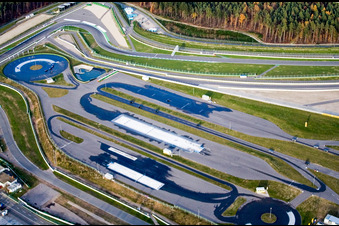 Photographie aérienne de Piste de course du circuit Hockenheimring dans le Bade-Wurtemberg à Hockenheim dans le département Bade-Wurtemberg, Allemagne
