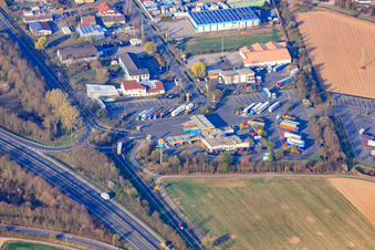Vue aérienne de Aire de repos Schwegenheim sur la B9 à Schwegenheim dans le département Rhénanie-Palatinat, Allemagne