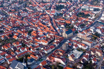 Photographie aérienne de Vue des rues et des maisons dans les quartiers résidentiels à Walldorf dans le département Bade-Wurtemberg, Allemagne