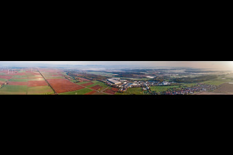 Vue aérienne de Panorama de la zone industrielle de Horst à le quartier Minderslachen in Kandel dans le département Rhénanie-Palatinat, Allemagne