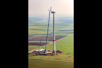 Photographie aérienne de Chantier de construction d'éoliennes à Gabsheim dans le département Rhénanie-Palatinat, Allemagne
