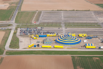 Vue aérienne de Sud, Cirque à le quartier Hechtsheim in Mainz dans le département Rhénanie-Palatinat, Allemagne