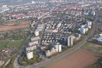 Vue oblique de Quartier Neuhausen in Worms dans le département Rhénanie-Palatinat, Allemagne