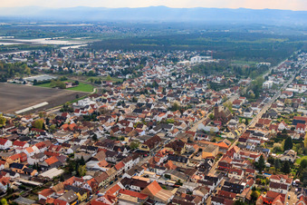 Vue aérienne de Maxstr à Maxdorf dans le département Rhénanie-Palatinat, Allemagne