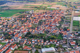 Vue aérienne de Vue du nord à Zeiskam dans le département Rhénanie-Palatinat, Allemagne