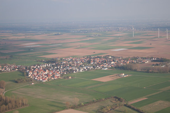 Ottersheim bei Landau dans le département Rhénanie-Palatinat, Allemagne vue du ciel