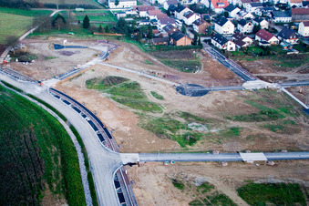 Nouvelle zone de développement Am Höhenweg à Kandel dans le département Rhénanie-Palatinat, Allemagne hors des airs