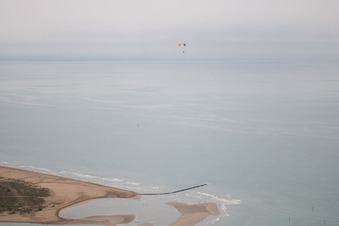 Vue oblique de Tragole dans le département Vénétie, Italie