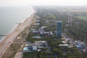 Enregistrement par drone de Lido di Jesolo dans le département Metropolitanstadt Venedig, Italie