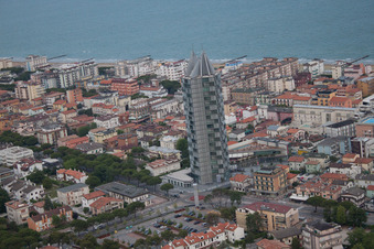 Lido di Jesolo dans le département Metropolitanstadt Venedig, Italie d'en haut