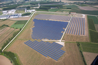 Vue oblique de Pescincanna dans le département Frioul-Vénétie Julienne, Italie