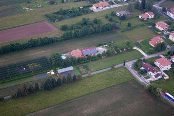 Vue aérienne de Solimbergo dans le département Frioul-Vénétie Julienne, Italie