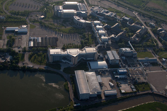 Great Stonar dans le département Angleterre, Grande Bretagne du point de vue du drone
