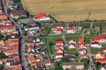 Vue aérienne de Supermarché Netto sur Höhenweg à Kandel dans le département Rhénanie-Palatinat, Allemagne