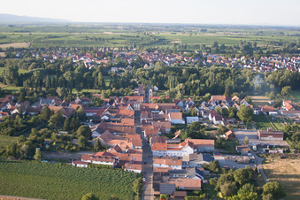 Vue oblique de Quartier Mühlhofen in Billigheim-Ingenheim dans le département Rhénanie-Palatinat, Allemagne