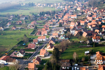 Vue aérienne de Lobsann dans le département Bas Rhin, France