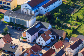 Photographie aérienne de Raiffeisenstrasse à Minfeld dans le département Rhénanie-Palatinat, Allemagne