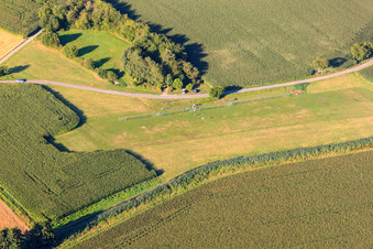 Aérodrome modèle du MFC Bad Bergzabern à Oberotterbach dans le département Rhénanie-Palatinat, Allemagne depuis l'avion