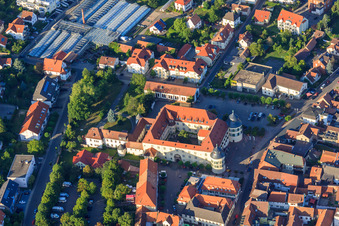 Château Bad Bergzabern à Bad Bergzabern dans le département Rhénanie-Palatinat, Allemagne vue d'en haut
