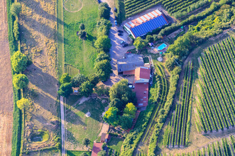 Vue oblique de Ranch Herxe à Herxheim bei Landau dans le département Rhénanie-Palatinat, Allemagne