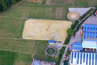 Vue aérienne de Écurie Müller à Herxheim bei Landau dans le département Rhénanie-Palatinat, Allemagne