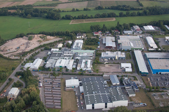 Vue aérienne de Zone industrielle Landau Est Am Hölzel à Landau in der Pfalz dans le département Rhénanie-Palatinat, Allemagne