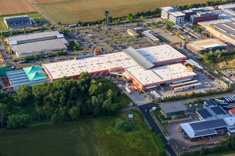 Vue aérienne de HORNBACH Bornheim à Bornheim dans le département Rhénanie-Palatinat, Allemagne