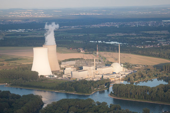Vue aérienne de Centrale nucléaire du sud-ouest à Philippsburg dans le département Bade-Wurtemberg, Allemagne