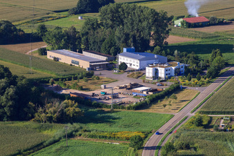 Vue aérienne de Association pour l'approvisionnement en eau Germersheimer Südgruppe Kö.d.ö.R à Jockgrim dans le département Rhénanie-Palatinat, Allemagne