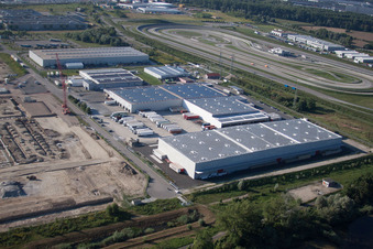 Zone industrielle d'Oberwald à Wörth am Rhein dans le département Rhénanie-Palatinat, Allemagne vue du ciel