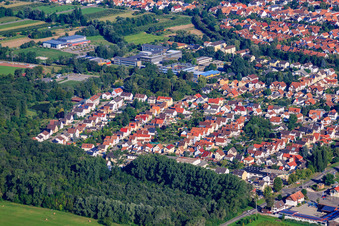 Vue aérienne de La colonie de Gartenstadt vue du sud-est à Kandel dans le département Rhénanie-Palatinat, Allemagne