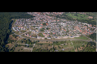 Vue aérienne de Panorama des chantiers de construction du nouveau quartier résidentiel d'une colonie de maisons unifamiliales Ouest à Jockgrim dans le département Rhénanie-Palatinat, Allemagne