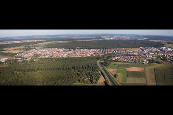 Vue aérienne de Panorama - Perspective du quartier de Neudorf à le quartier Graben in Graben-Neudorf dans le département Bade-Wurtemberg, Allemagne