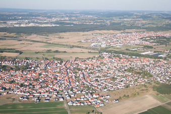 Vue oblique de Quartier Sankt Leon in St. Leon-Rot dans le département Bade-Wurtemberg, Allemagne