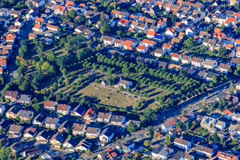 Vue aérienne de Vieux cimetière à Sandhausen dans le département Bade-Wurtemberg, Allemagne